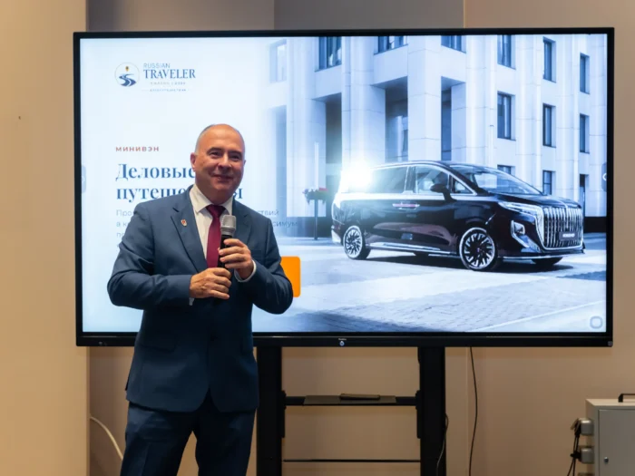 Hongqi HS5 и HQ9 отмечены премией Russian Traveler Awards